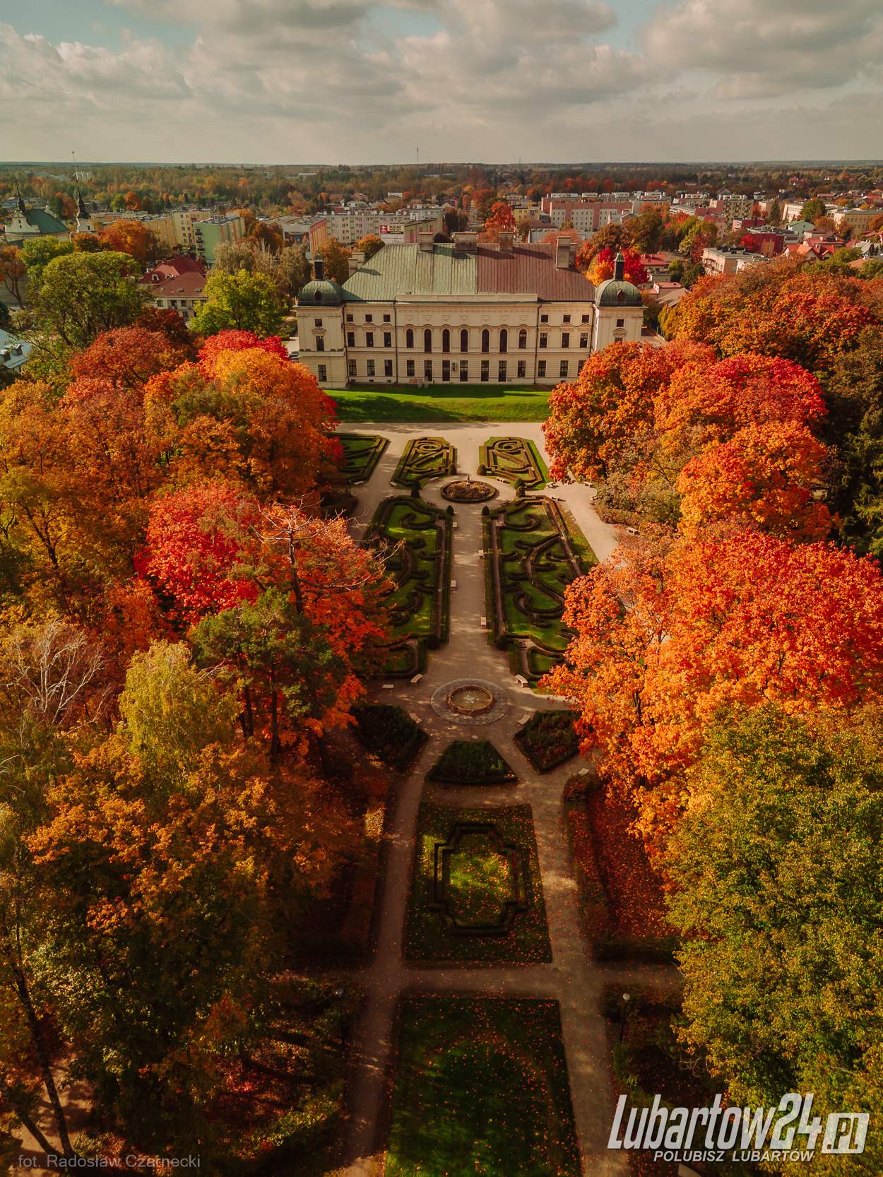 Park Miejskie w Lubartowie - wideo z drona