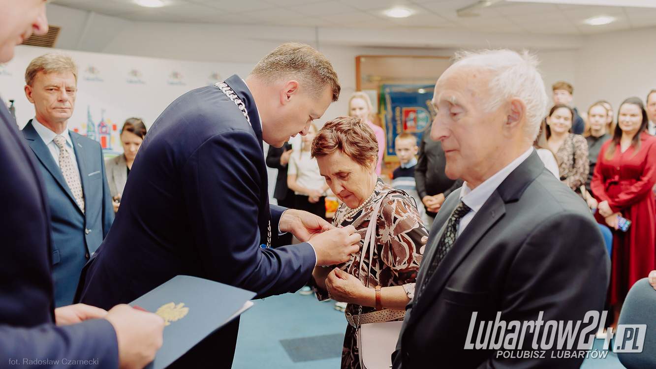medale za długoletnie pożycie małżeńskie