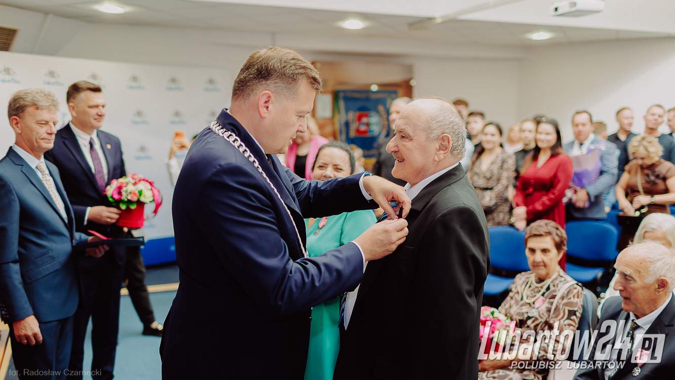 medale za długoletnie pożycie małżeńskie