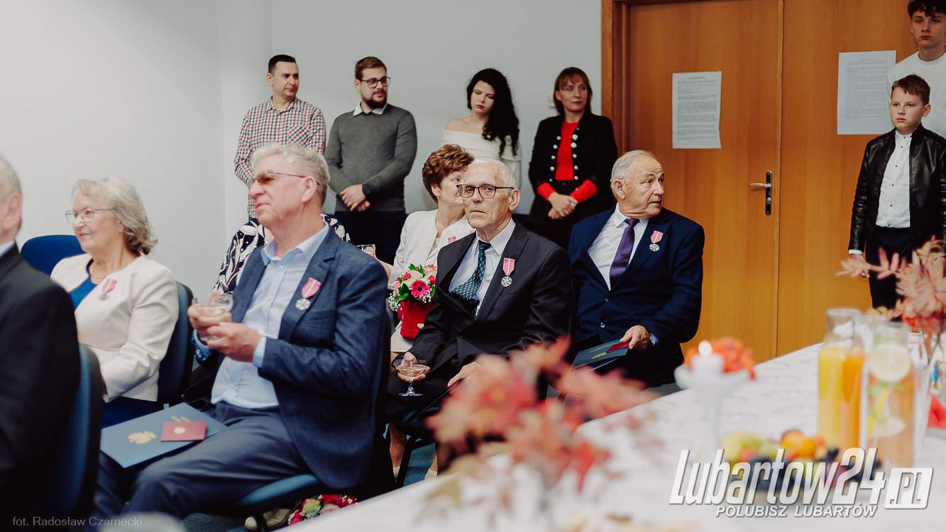 medale za długoletnie pożycie małżeńskie
