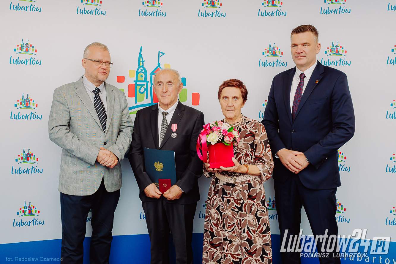 medale za długoletnie pożycie małżeńskie