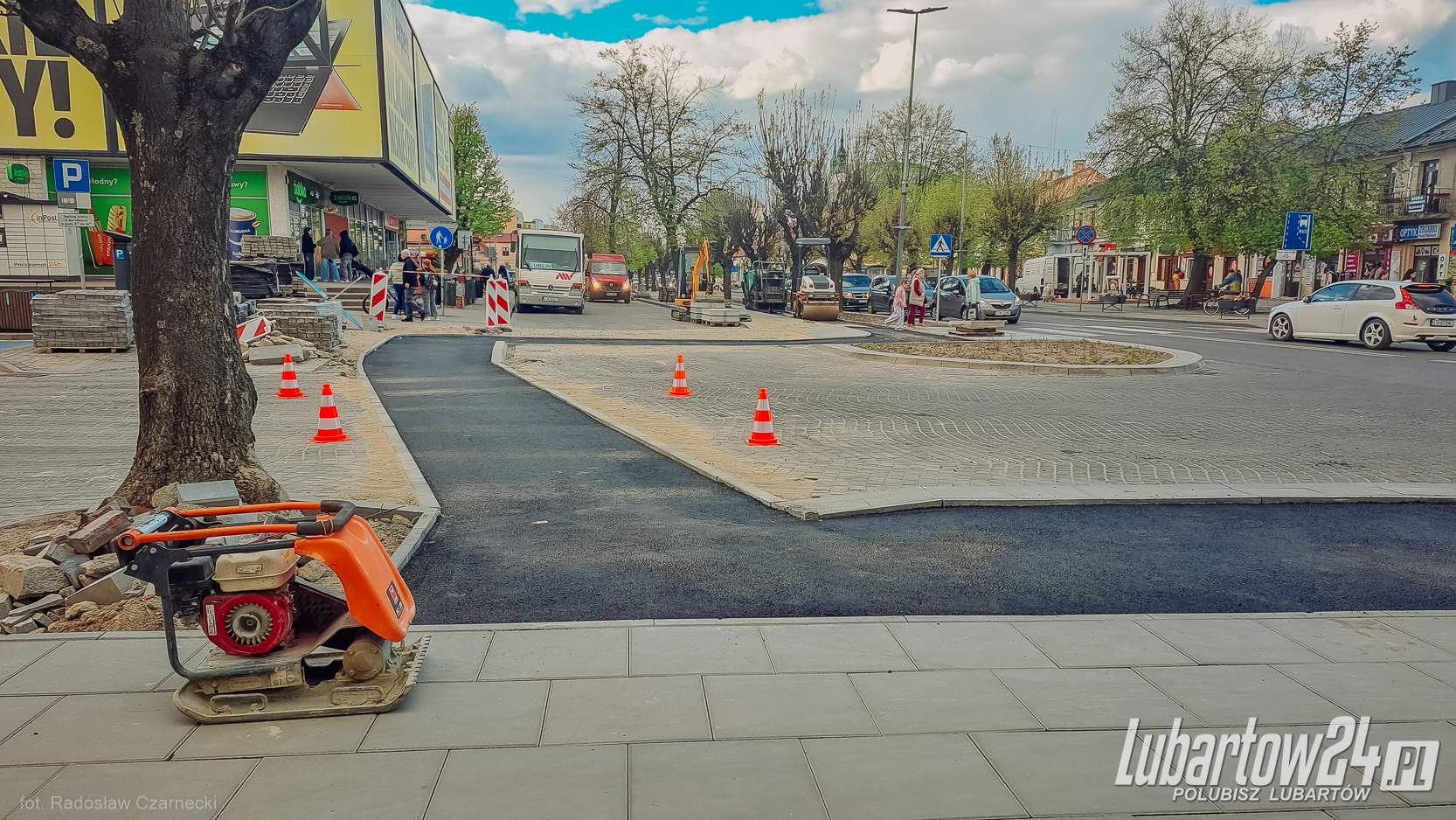 Ścieżka rowerowa w centrum nabiera kształtu