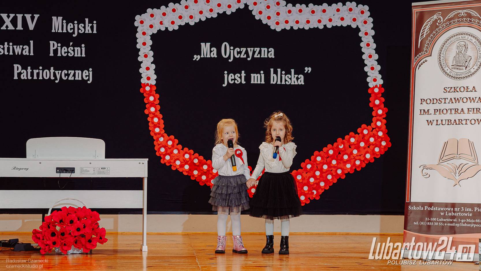 Młodzi patrioci na scenie