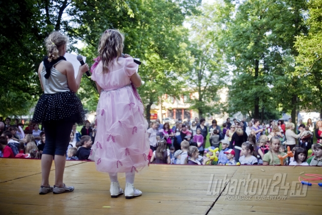 Patronat Lubartów24: Uliczny teatr w cyrkowej odsłonie w Firleju