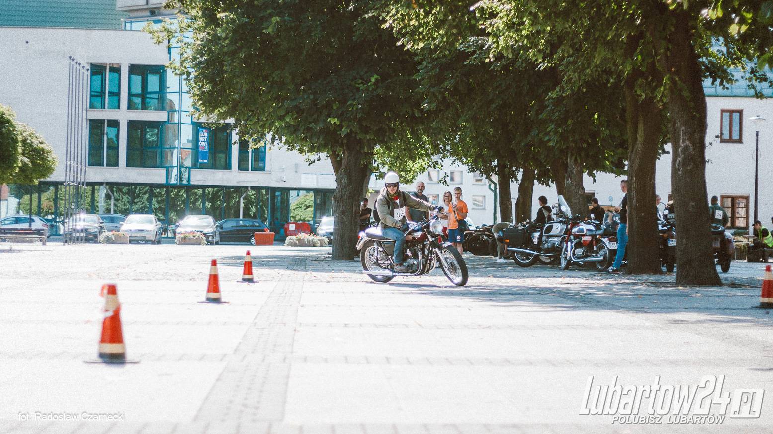 X Motozłaz