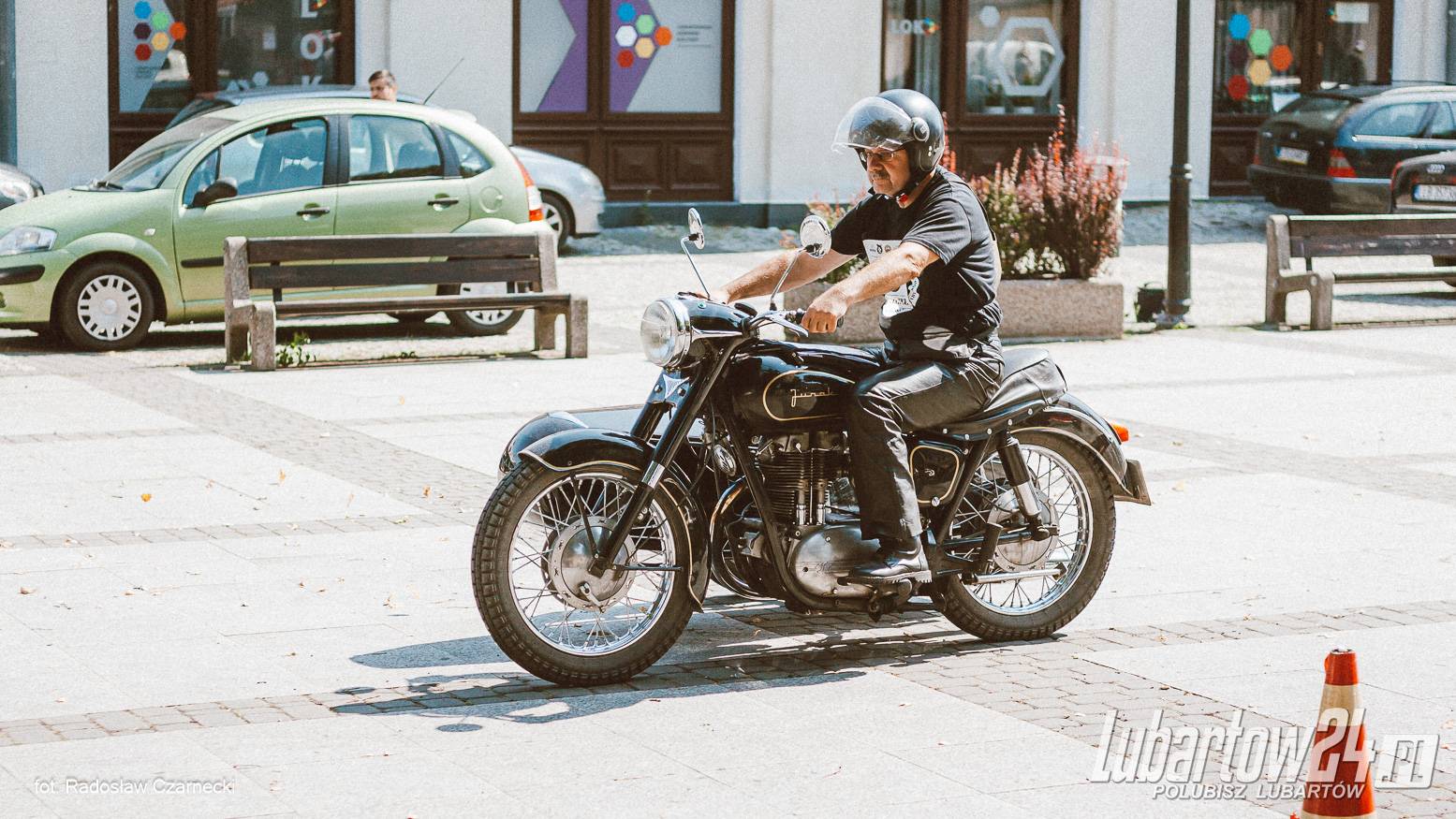 X Motozłaz