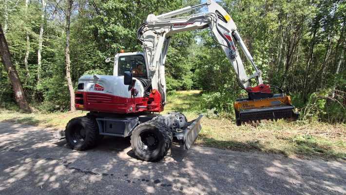 Koparka, dwa Iveco i MAN trafiły do ZDP w Lubartowie