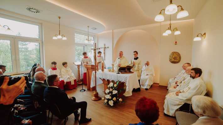 Abp Budzik poświęcił kaplicę i nową część hospicjum w Lubartowie