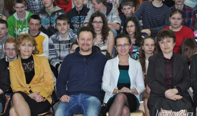 Albert Osik w Gimnazjum w Niedźwiadzie