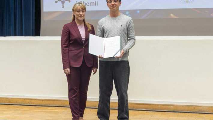 Aleksander Ulma z II LO laureatem Ogólnopolskiego Konkursu Fizycznego