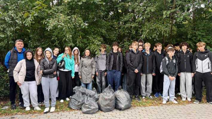 UDZIAŁ UCZNIÓW II LO W AKCJI SPRZĄTANIE ŚWIATA