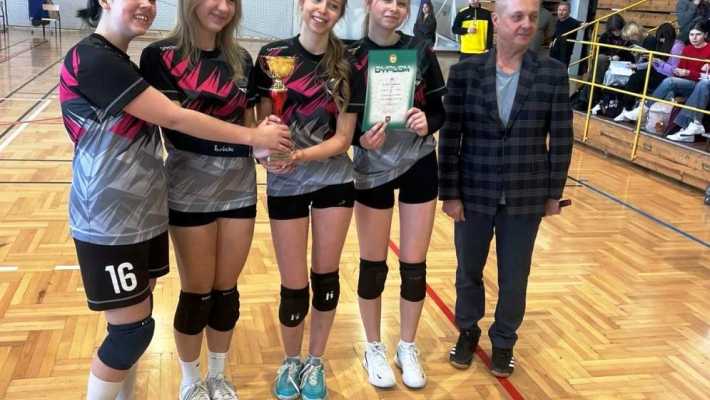 Kolejny sukces siatkarek z II LO