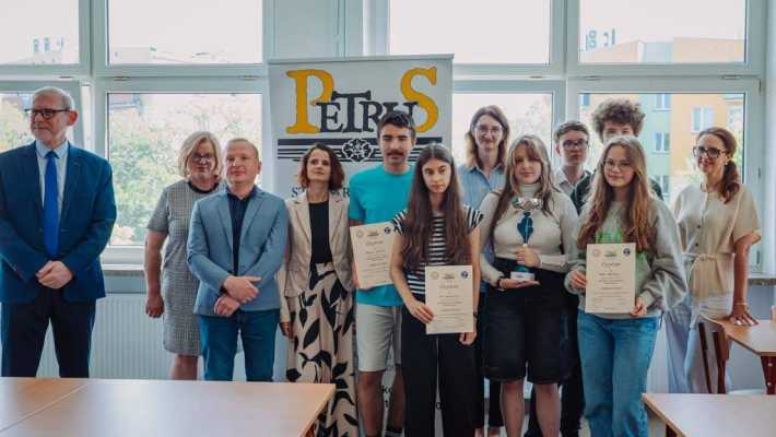 KONKURS MATEMATYCZNY W II LO - „DWÓJKA DO POTĘGI”