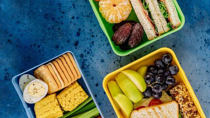 Co spakować dziecku do lunchboxa, żeby jedzenie wróciło zjedzone?