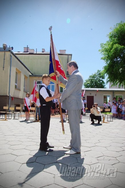Nadanie imienia i sztandaru Szkole Podstawowej w Łucce