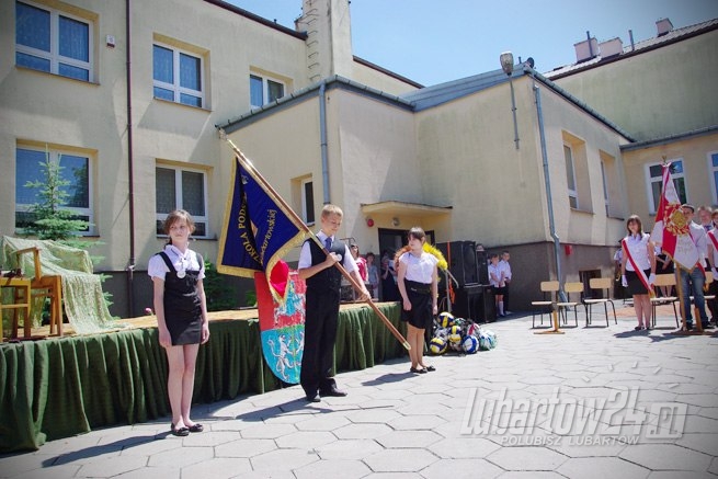 Nadanie imienia i sztandaru Szkole Podstawowej w Łucce