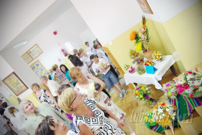 Nadanie imienia i sztandaru Szkole Podstawowej w Łucce