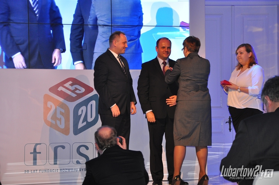 Gimnazjum w Niedźwiadzie po raz kolejny staje na podium