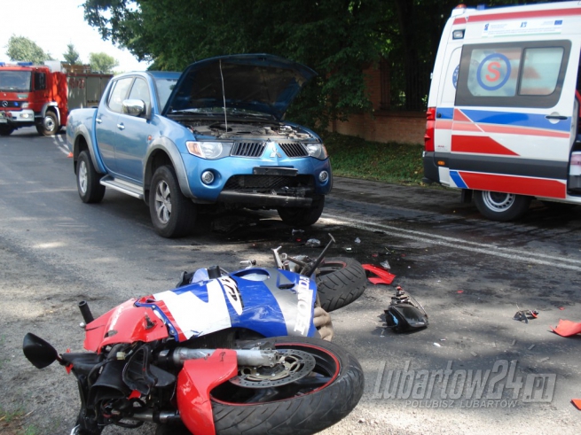 Kozłówka: Wypadek motocyklisty z Mitsubishi