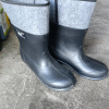 Buty gumowe.