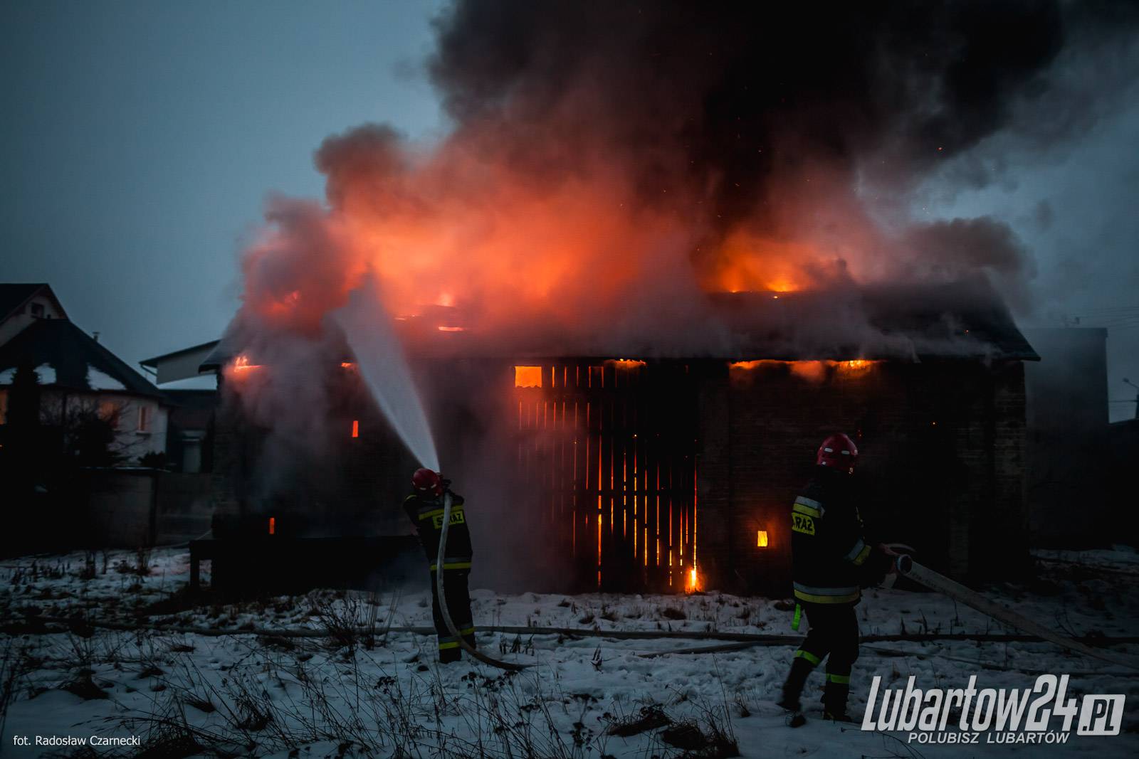Pożar na os. Kopernika w Lubartowie