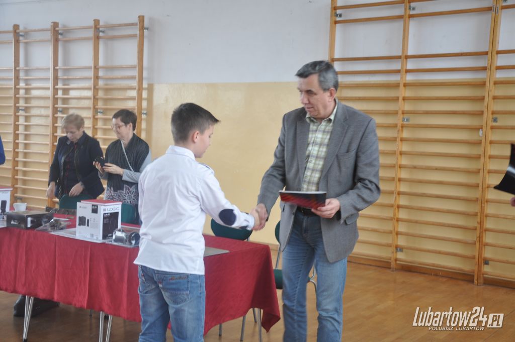 TURNIEJ WIEDZY POŻARNICZEJ W GMINIE NIEDŹWIADA