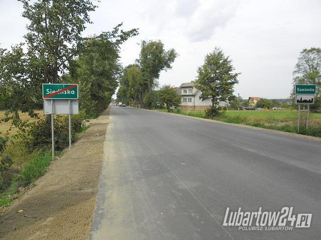 Prace przy przebudowie drogi Kamionka - Kozłówka