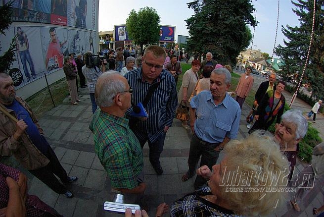 Protestowali przeciwko budowie sortowni przy ul.Gazowej