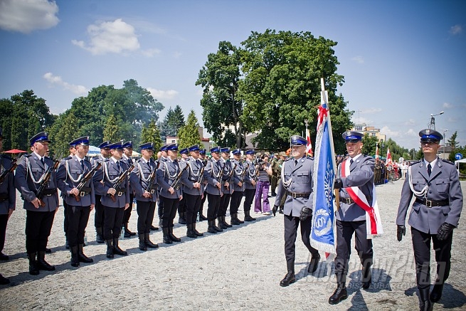 Nadanie sztandaru Policji w Lubartowie