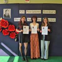 zdjęcie II LO na podium