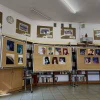 zdjęcie wernisaż uczennicy ZS2