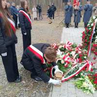 zdjęcie oddali hołd