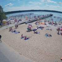 Tak wyglądał upalny weekend na plażach w Firleju. Cały dzień w niespełna 30s