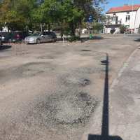 naprawili parking przy szpitalu