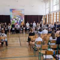 uroczyste zakończenie roku szkolnego w II LO