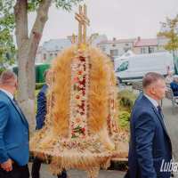Barwny korowód dożynkowy