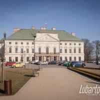 Inwestycje w cieniu narastających problemów społecznych i bezrobocia