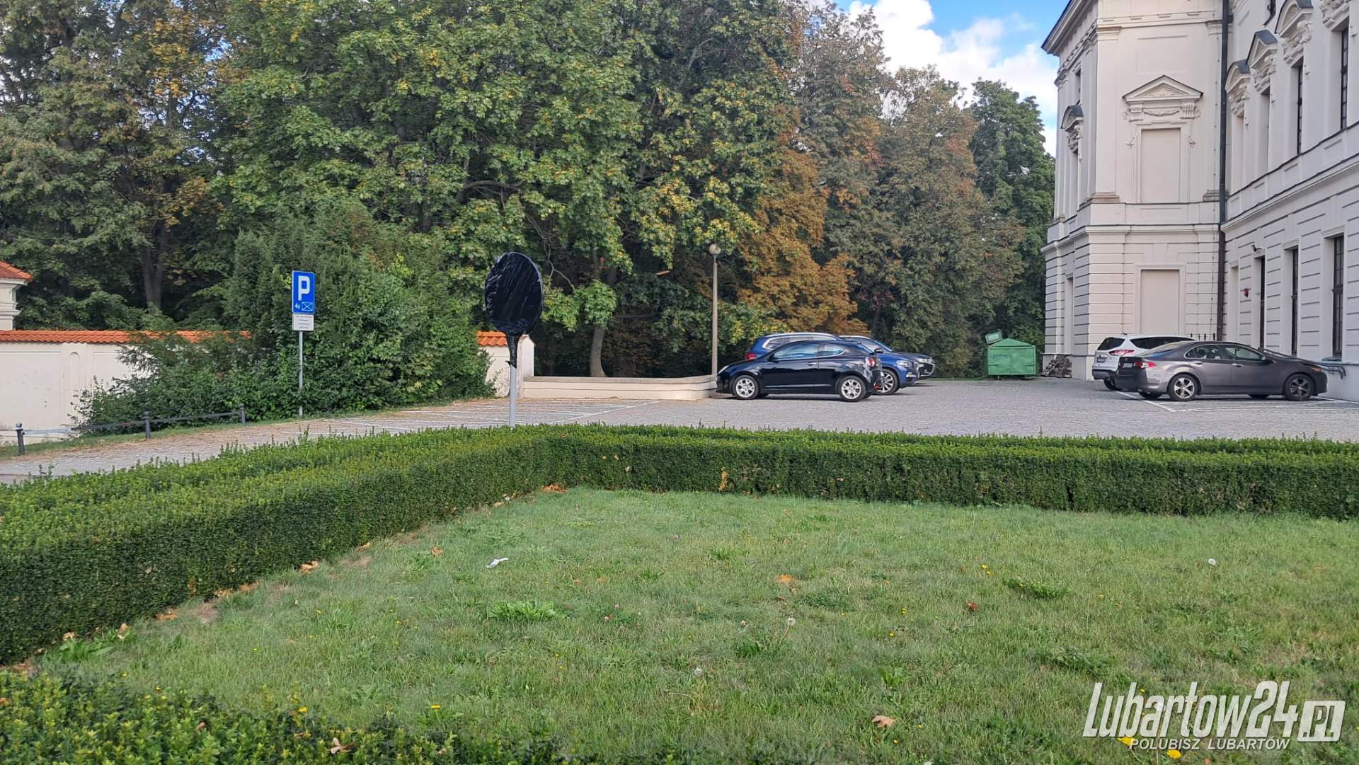 znaki przy starostwie