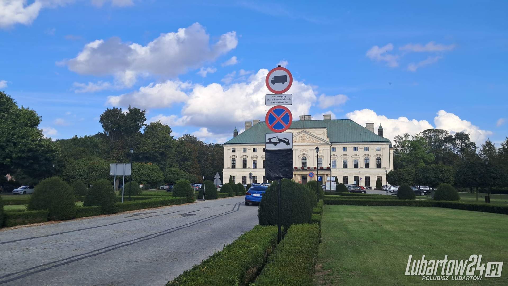 znaki przy starostwie