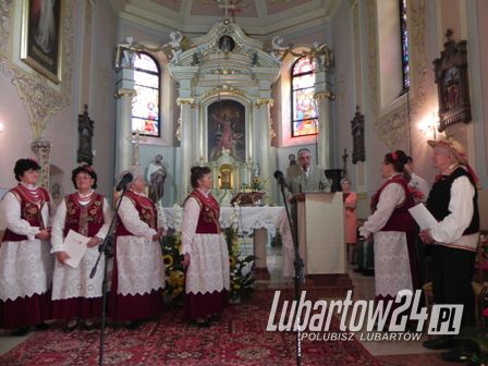 JUBILEUSZ 25- LECIA ZESPOŁU ŚPIEWACZEGO "JARZĘBINKI"