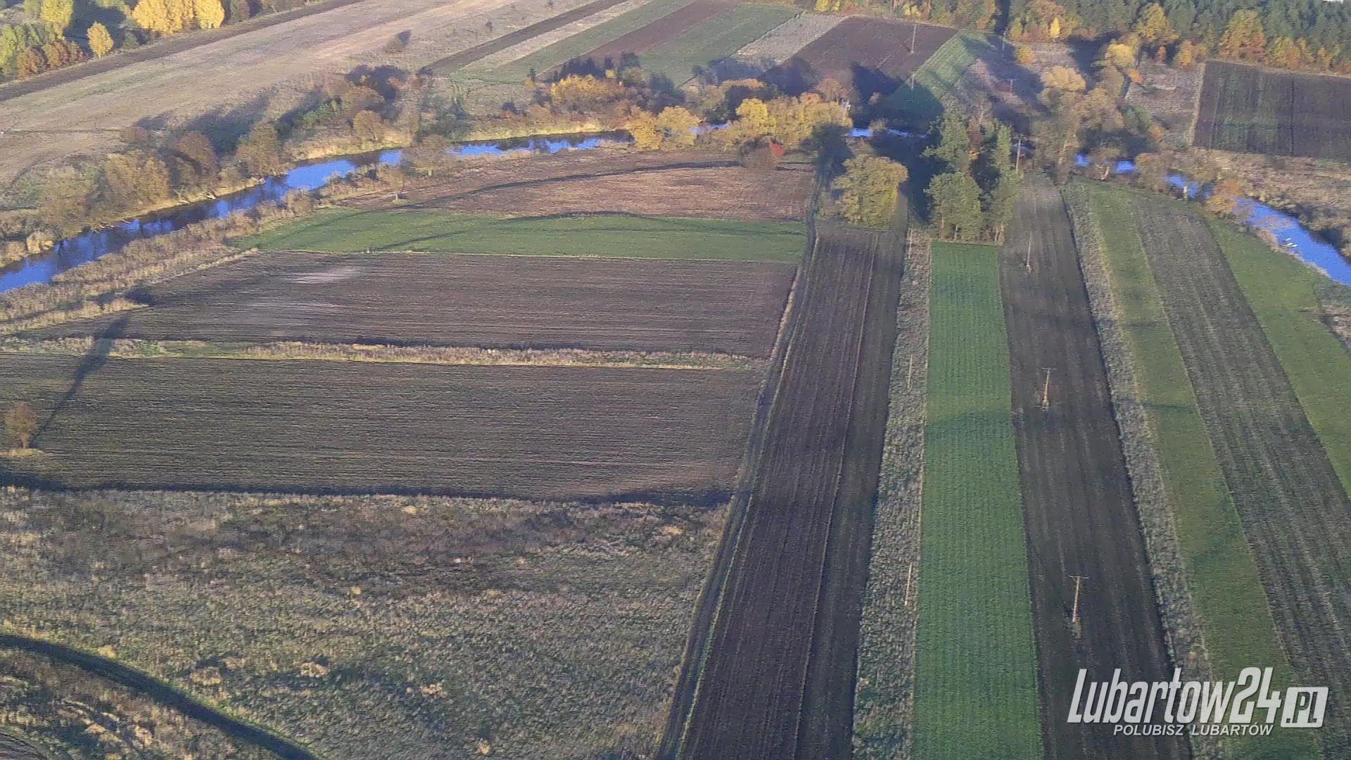 Wieprz obok byłej Garbarni Lubartów SA jesienią 2015r.