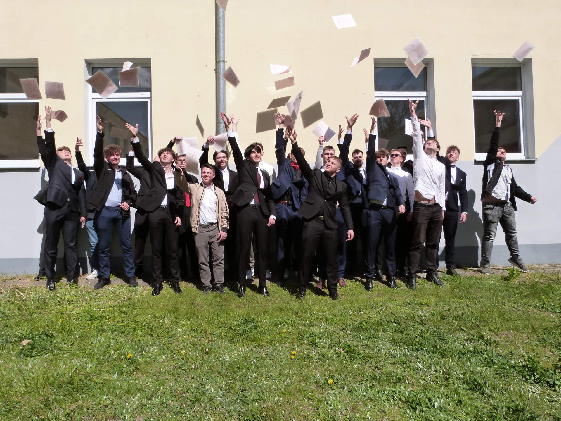 [SZKOLNE WIEŚCI] Uroczyste zakończenie roku klas maturalnych w RCEZ!