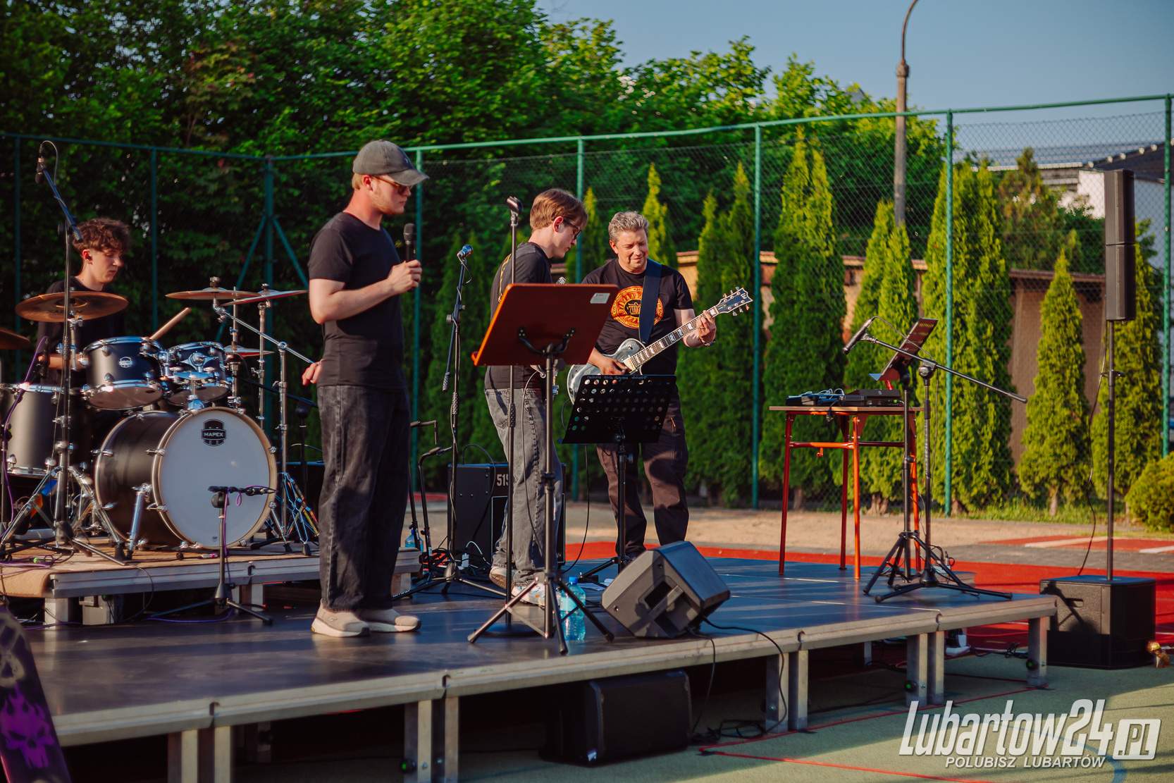 Zwolnieni z II LO