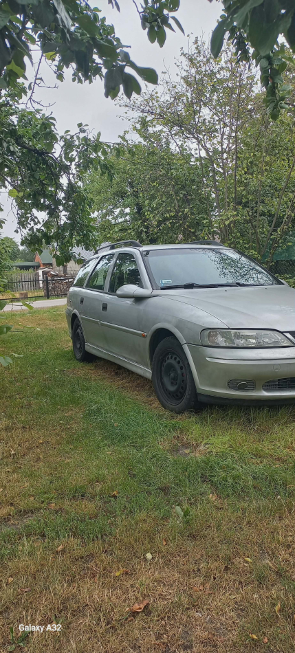 Opel vectra b 2.0 - zdjęcie 2