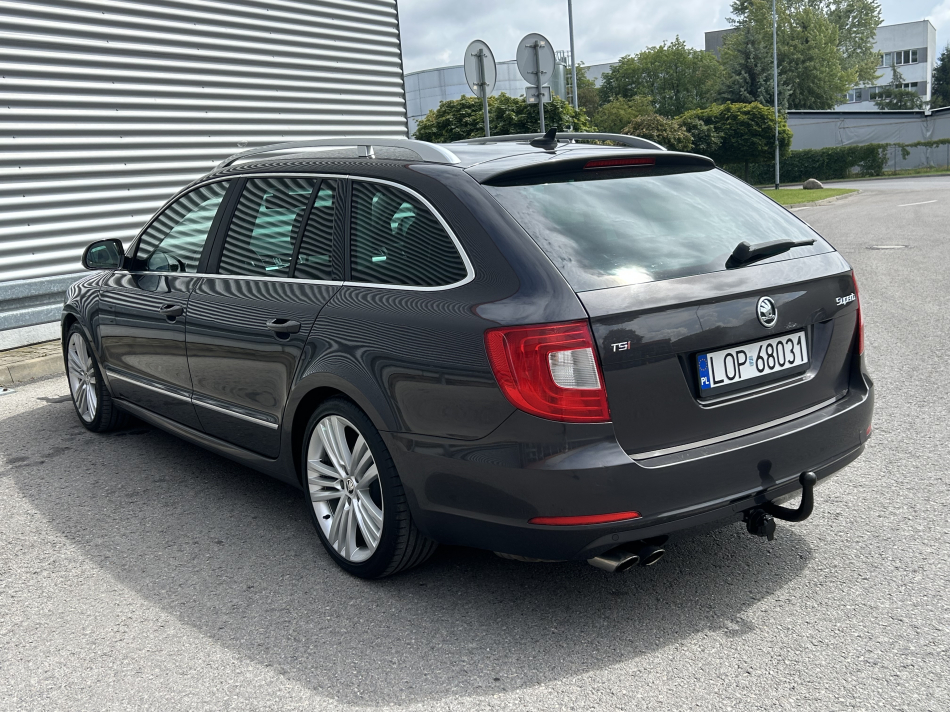 Skoda Superb II 1.8T** - zdjęcie 3
