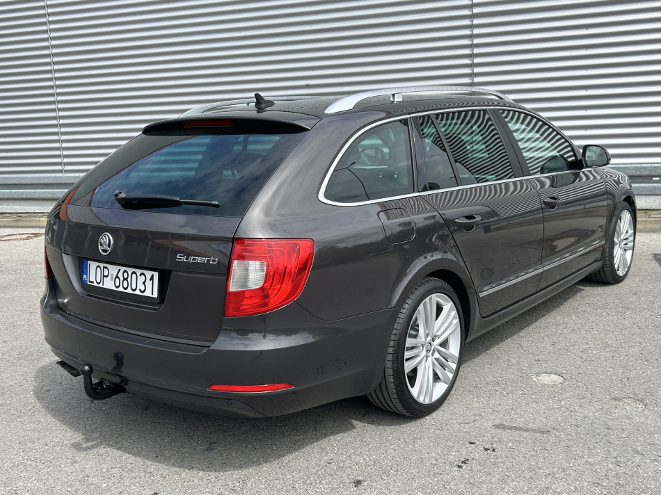 Skoda Superb II 1.8T** - zdjęcie 4