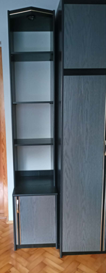 Sprzedam zestaw szafa+słupek