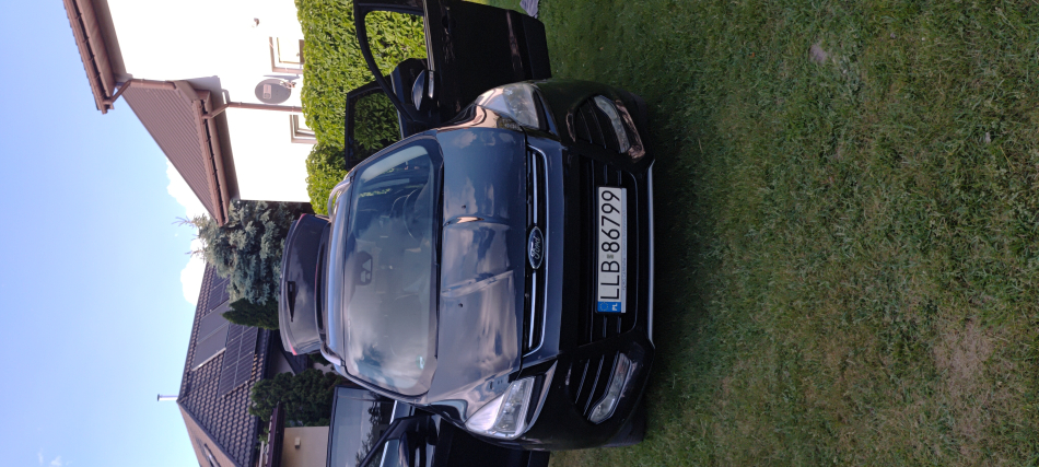sprzedam ford kuga 2013