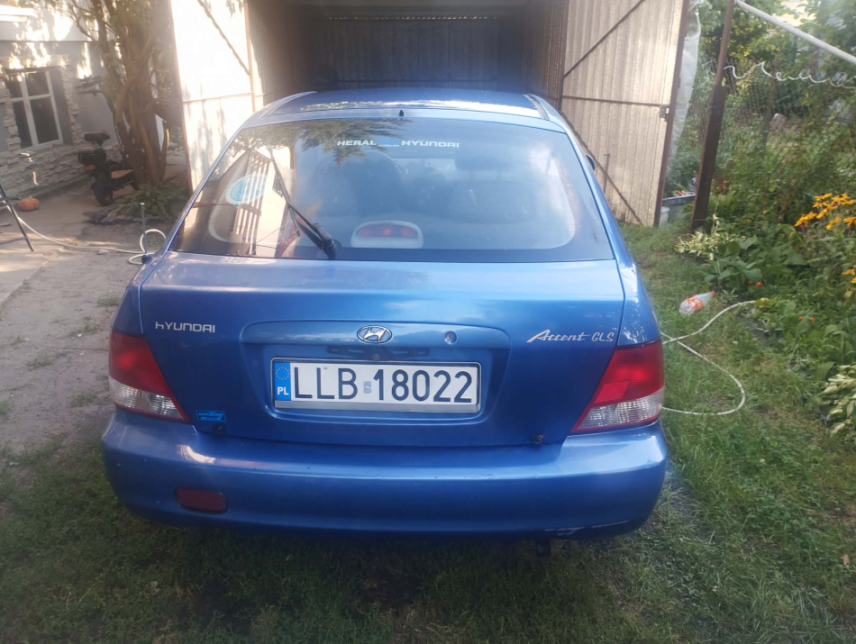 2001 Hyundai Accent