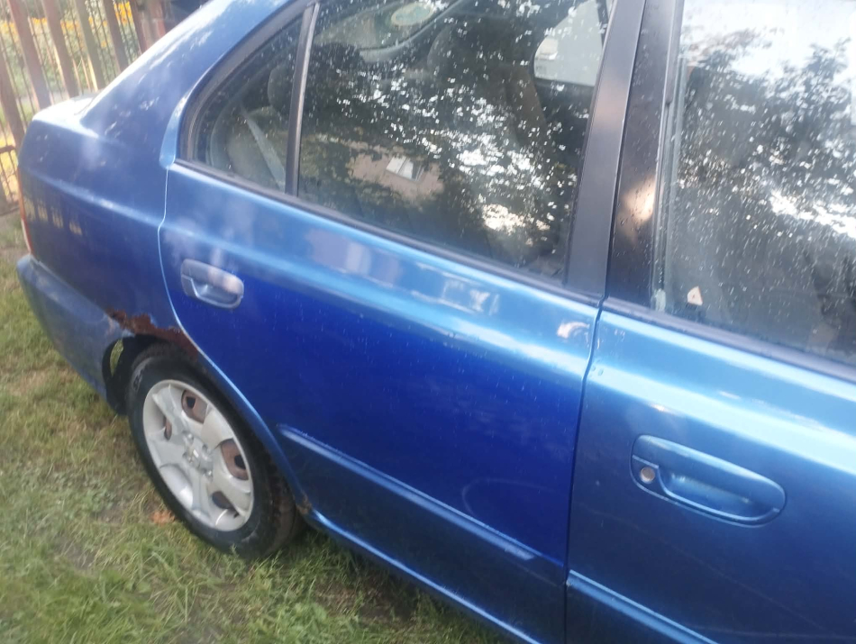 2001 Hyundai Accent - zdjęcie 3